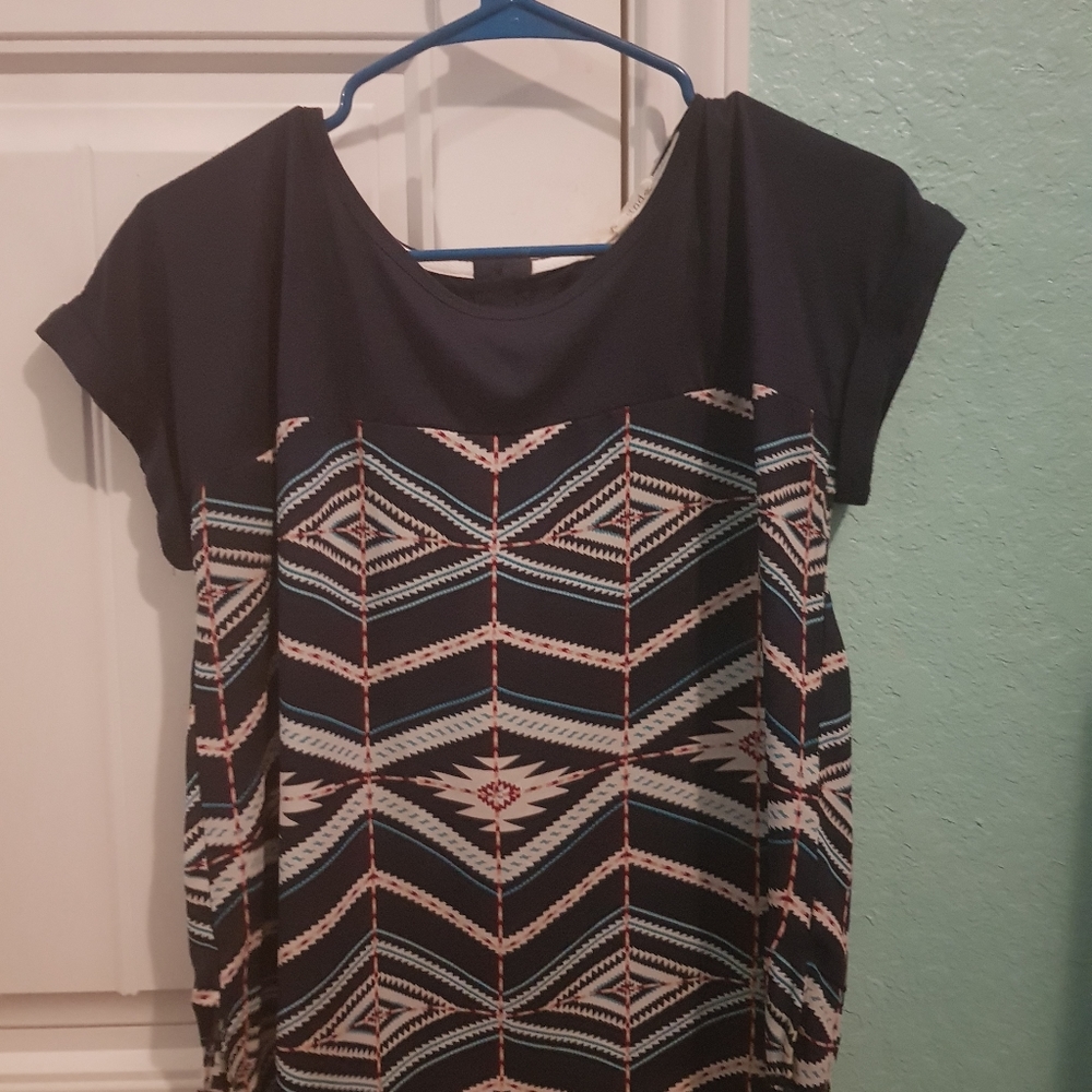 Womens short sleeve tee shirt